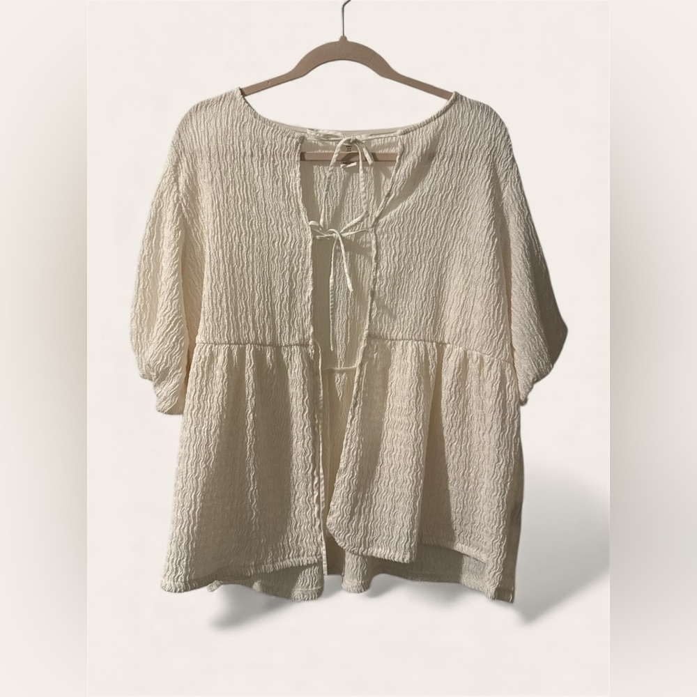 H&M Cream Textured Blouse Never Worn